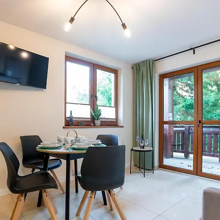 Przy Szlaku, Bezplatny Parking