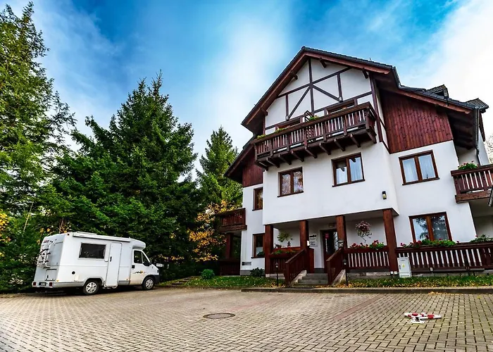 Przy Szlaku, Bezplatny Parking كارباش