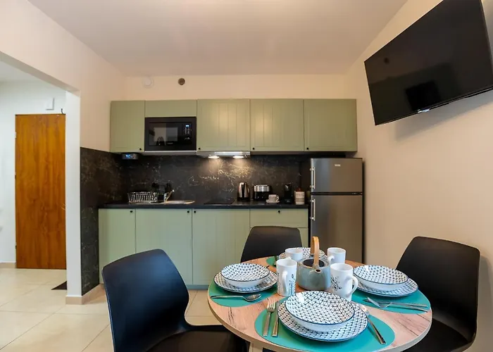 Przy Szlaku, Bezplatny Parking كارباش